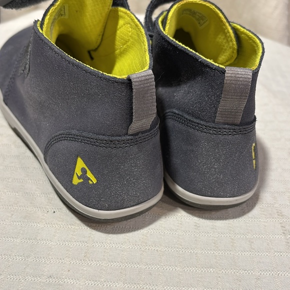 New without box Plae Lou Metallic Suede size 2 - Picture 5 of 6